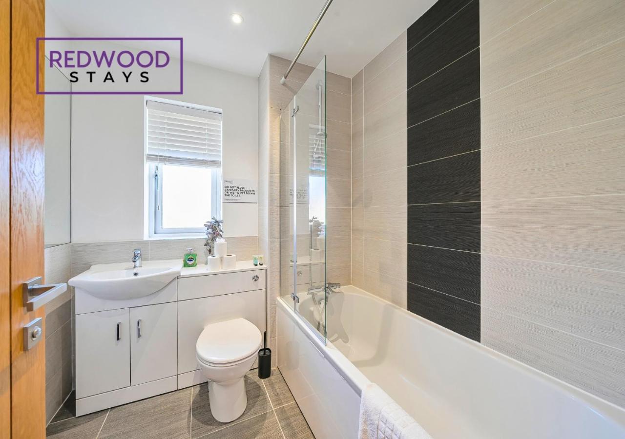 Modern Serviced Apartments For Contractors & Families With Free Parking, Wifi & Netflix By Redwood Stays Basingstoke Ngoại thất bức ảnh